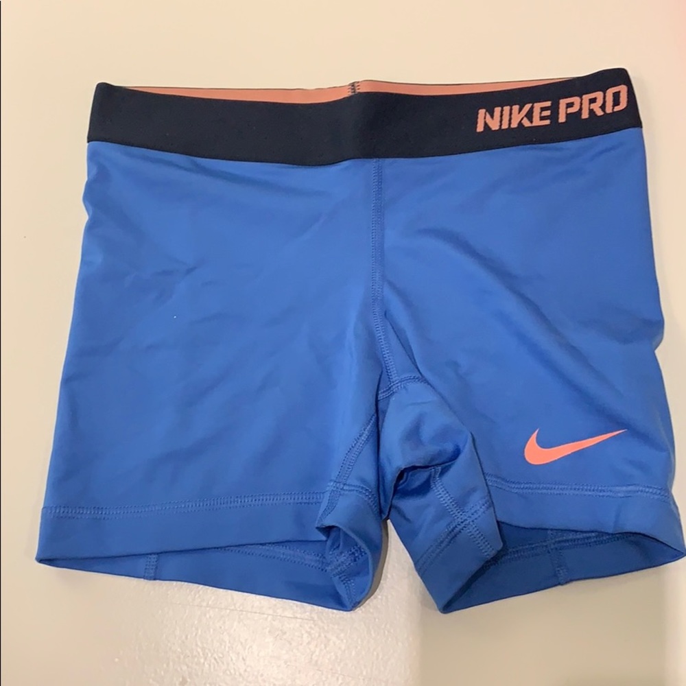 Lt blue & coral/peach Nike Pro compression short